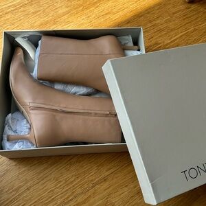 Tony Bianco brand new boots